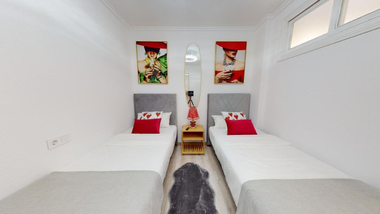 Pedro Lorca Appartement Torrevieja Buitenkant foto