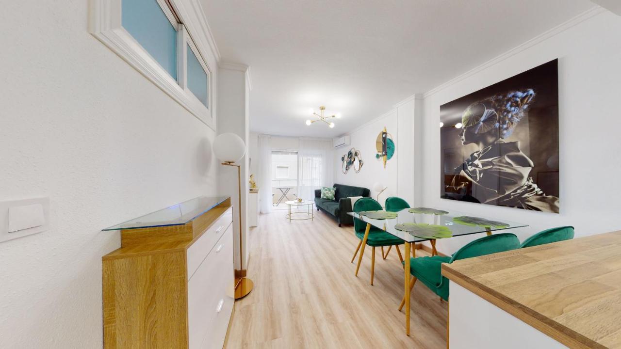 Pedro Lorca Appartement Torrevieja Buitenkant foto